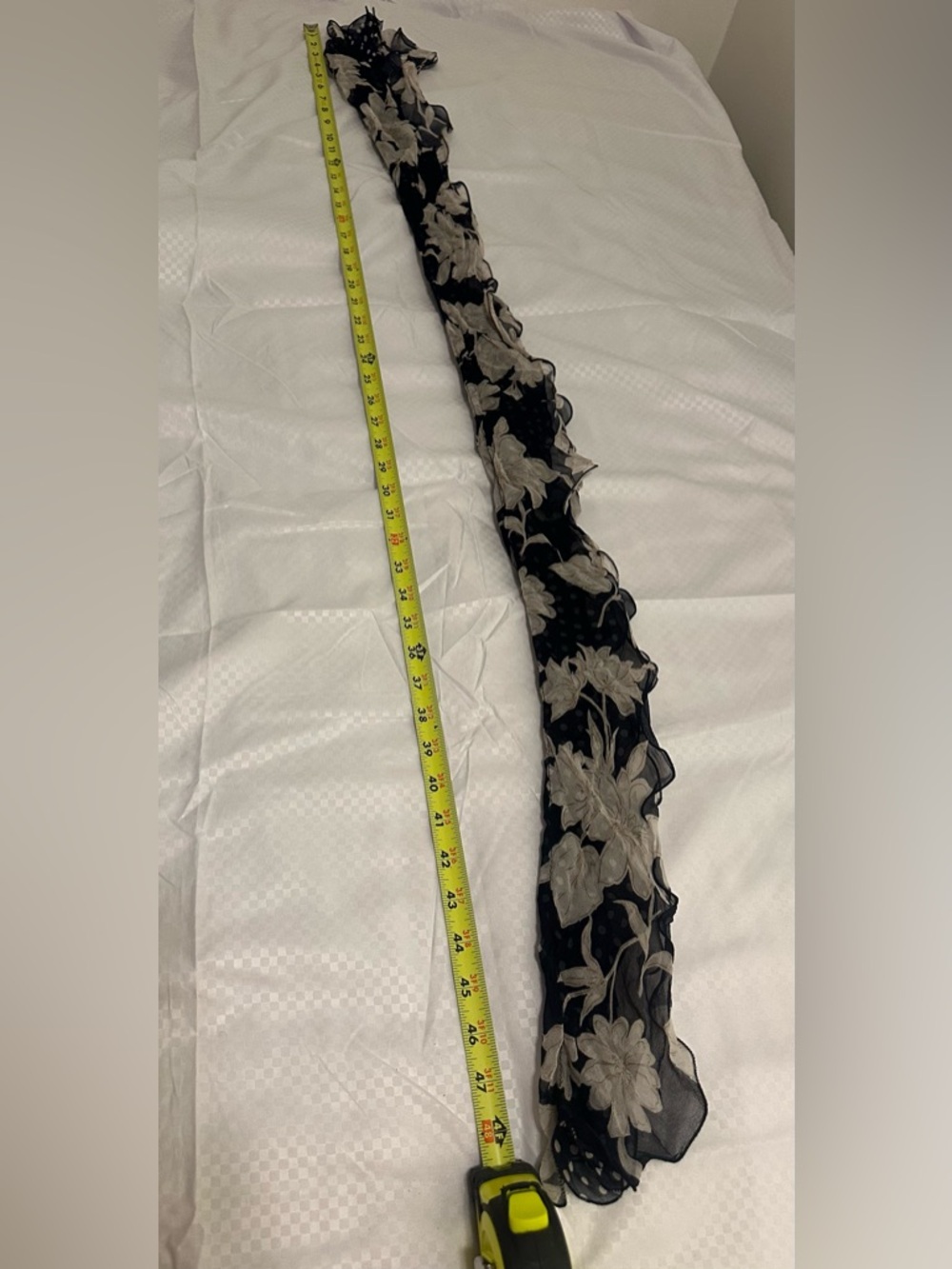 Lauren Ralph Lauren Floral 💯 Silk Scarf Black and Cream, polka dots - Picture 9 of 15